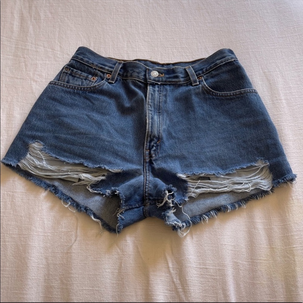 Levi’s Tattered Jean Shorts size 26